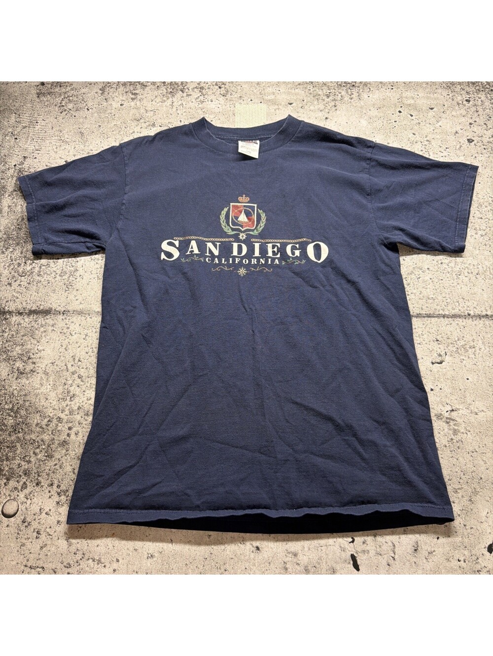 VINTAGE 90s San Diego Graphic Green T-shirt Size Large
